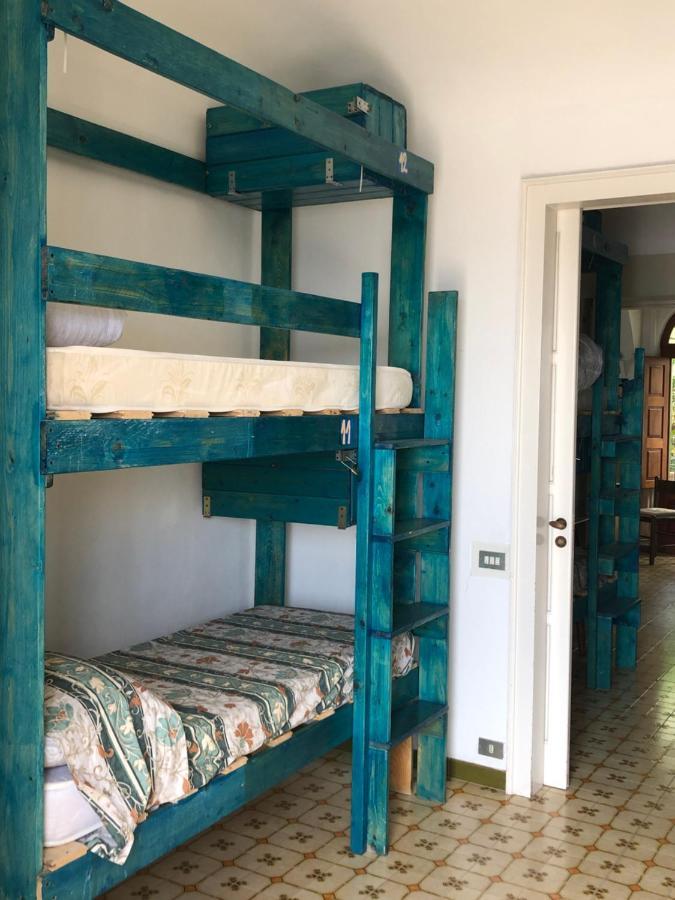 Hostel Beach House Giardini-Naxos Exterior foto